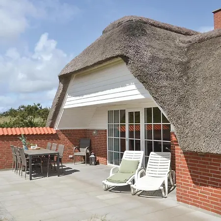 Cozy In Hvide Sande With Sauna Bjerregård